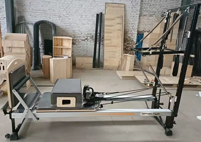 Afton Pilates Reformer with Tower (M-R-01)